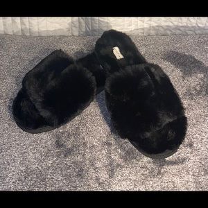 Black Faux Fur slides